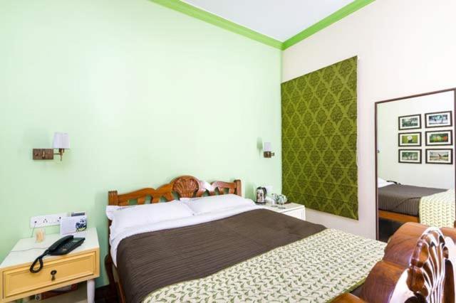 The Corner Courtyard Hotel Calcutta Exterior foto